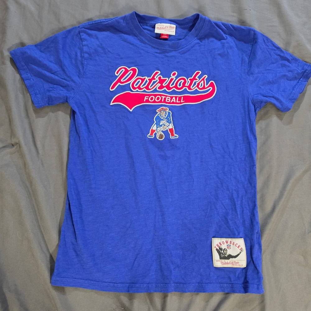 Mitchell & Ness New England Patriots Youth Large Blue Throwback T-Shirt NFL